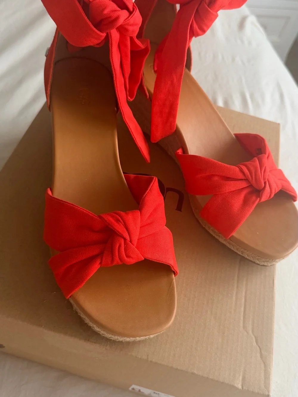 NEW UGG Yarrow Fire Orange Espadrille Wedge Sandals Women’s Size 10 EU 41